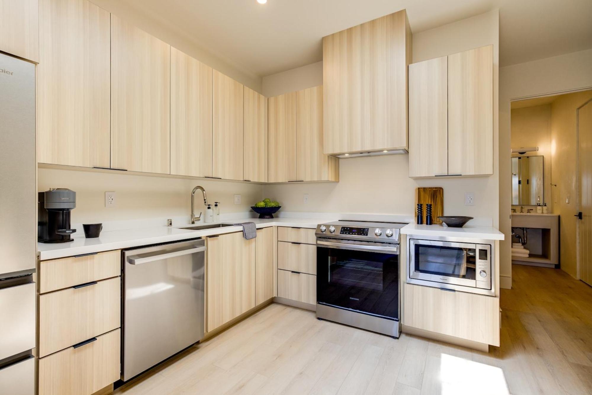Casa De La Vina - Boutique Apartments In Downtown Santa Barbara Esterno foto